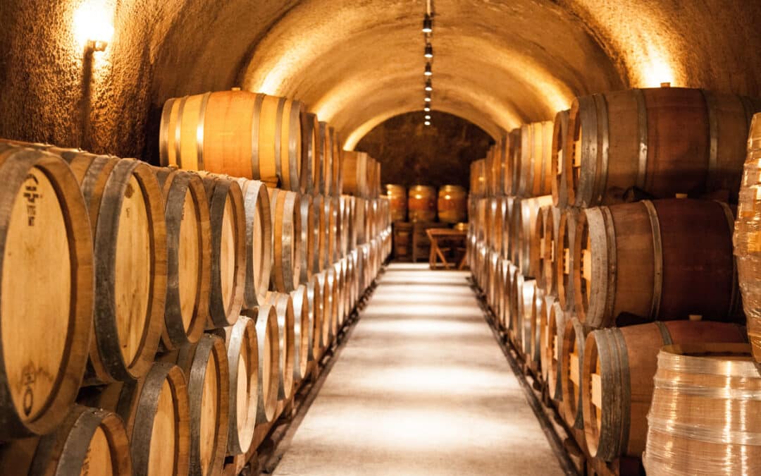 How many wineries are there in Châteauneuf-du-Pape?